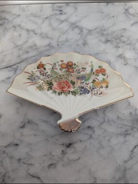 Vintage Asahi Japan Porcelain Fan Shaped Trinket Dish - 24K Gold Gilt Peacock